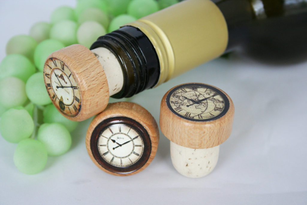 clock-wine-stoppers
